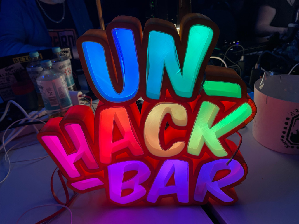 Neon Sign Unhackbar